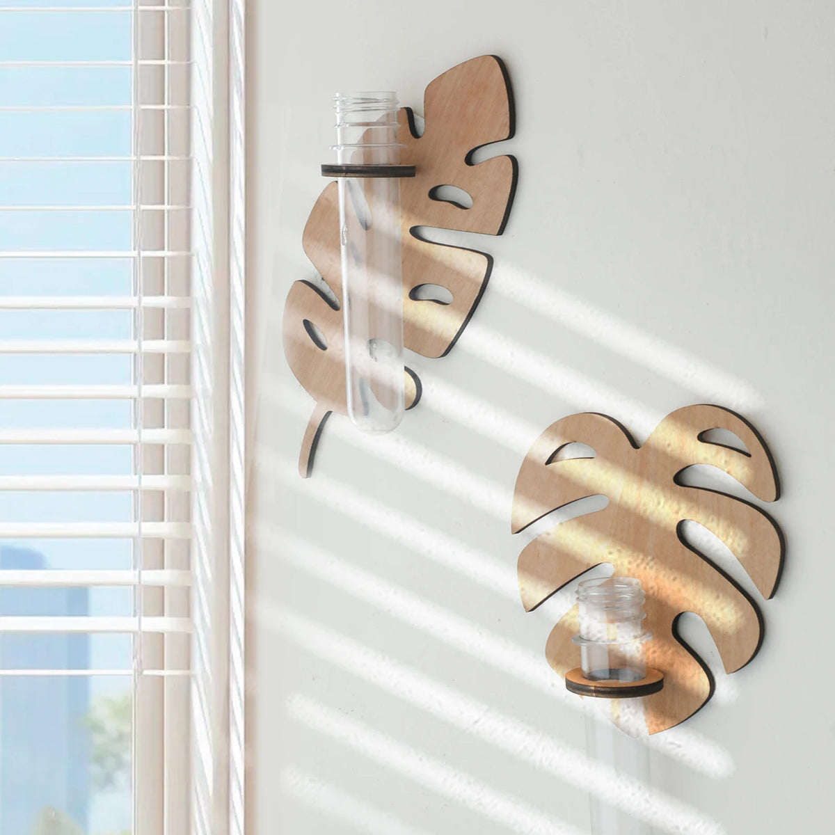 1/2 Pcs Leaf Shape Wall Planters Wooden Wall Hanging Plant Pots with Test Tube Vase Indoor Propagation Station Home Garden Decor