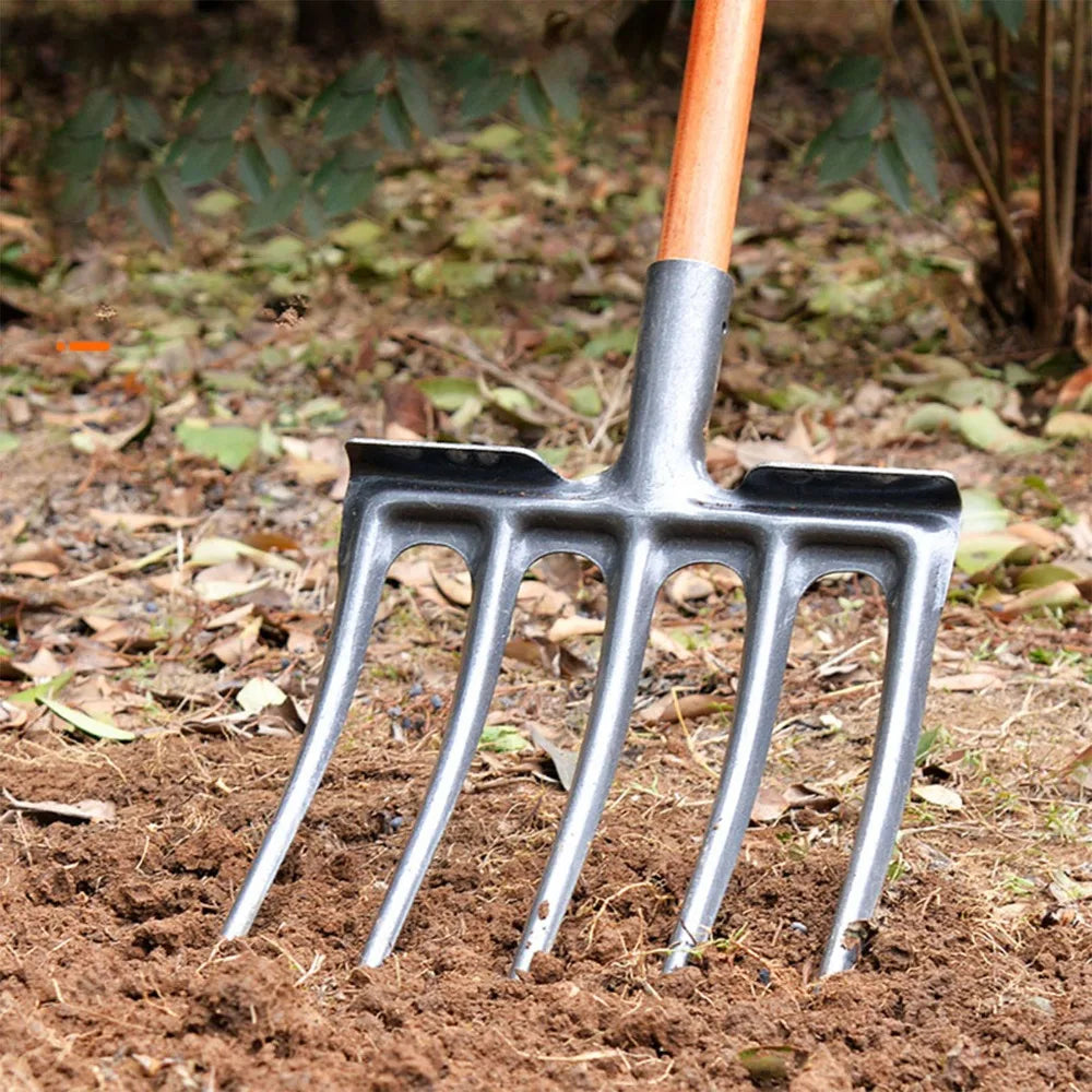 Sturdy High Carbon Steel Digging Fork 4 Tine Anti Breakage Garden Fork Spading Fork Farm Tool