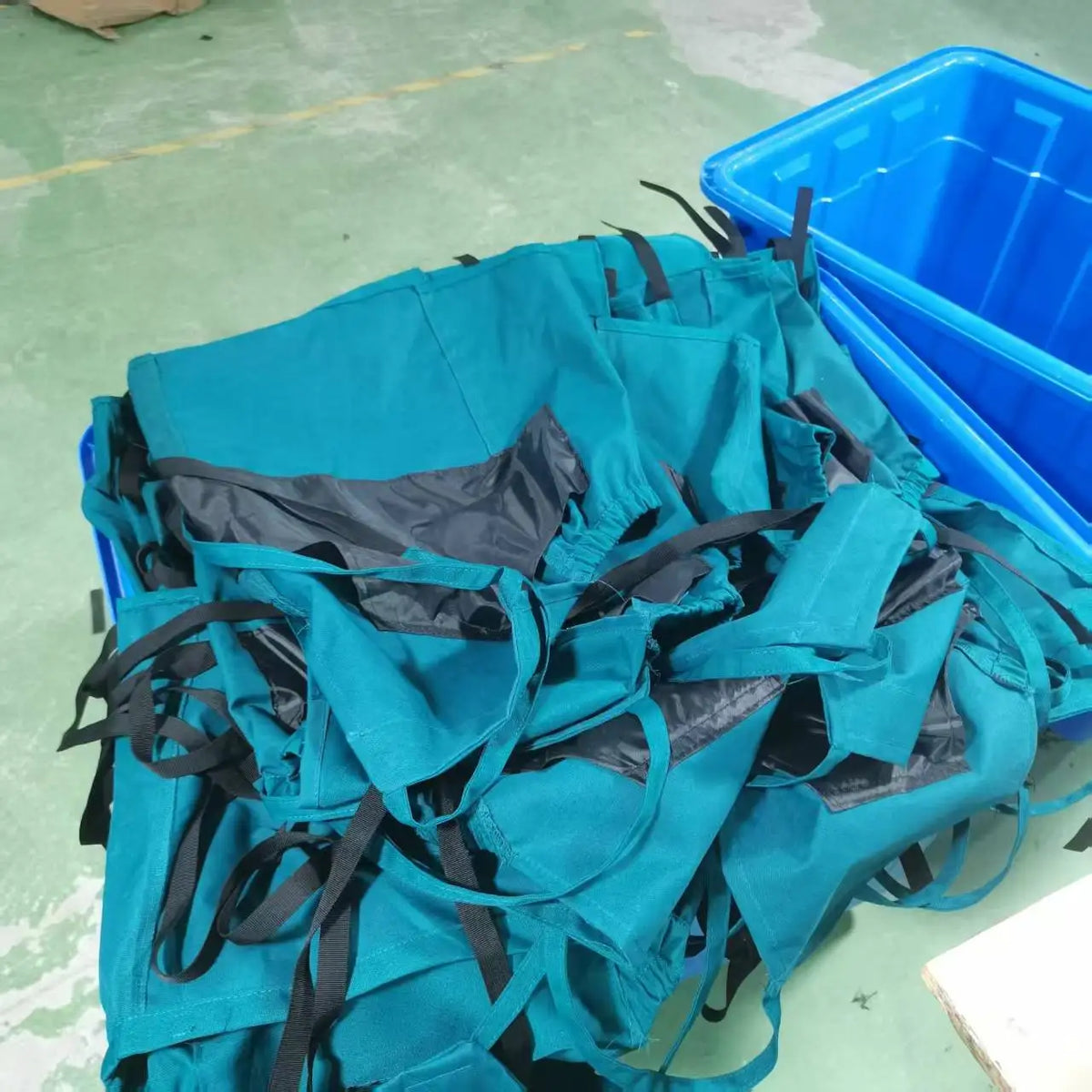 Gardening Tool Quick Release Harvesting Apron Waterproof Oxford Cloth Large-capacity Harvesting Bag For Vegetable Garden