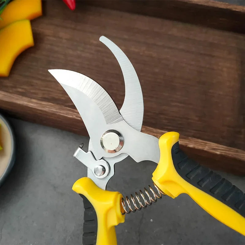 Pruning Shears Garden Scissors Sharp Blade One-handed Pruning Shears Trees Flower Trimmers Secateurs Garden Beak Scissors Pruner