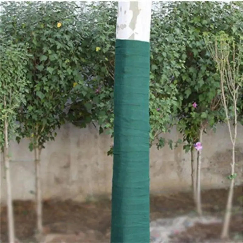 ●Tree Protector Wrap For Winter Freeze Protection- Breathable Trunk Bark Guard Away From Deer Animal,For Shrub Young Tree Plants