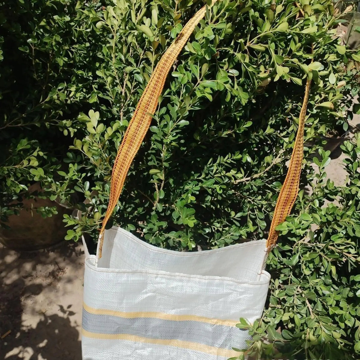 Fruit Picking Bag 55x55cm Harvesting Apron Waterproof Vegetable Foraging Bag with Shoulder Strap Portable Pouch for Farm Garden
